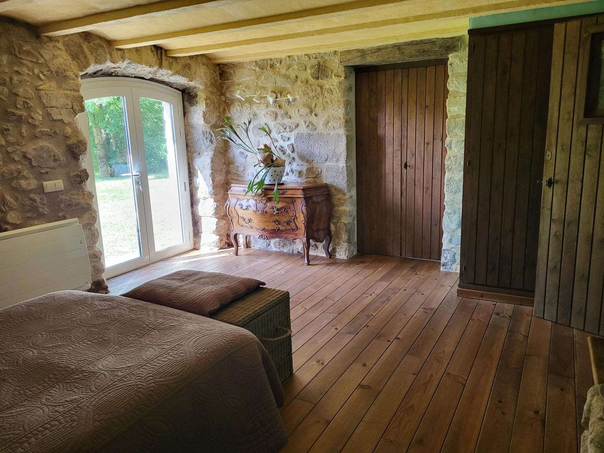 Chambre Ciel Et Terre Et Chambre Terrasse Saint-Laurent-de-Cerdans Exterior foto